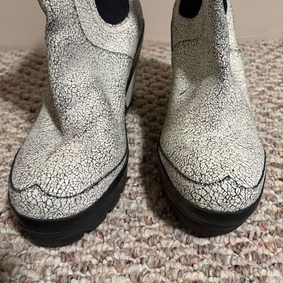Hunter White Crackle Platform Wedge Chelsea Boot- Size 9 - Picture 10 of 14